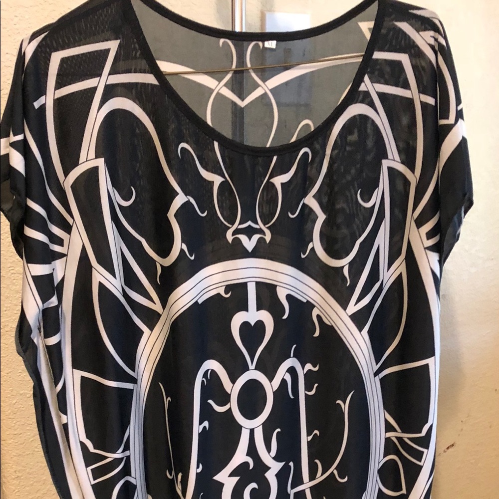 Black and white tunic